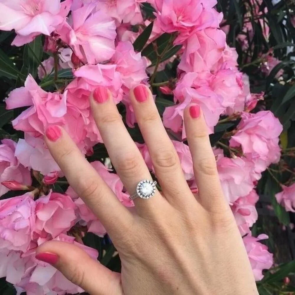 Stella & Dot Elina CZ Halo Engagement Wedding Ring - Size 8